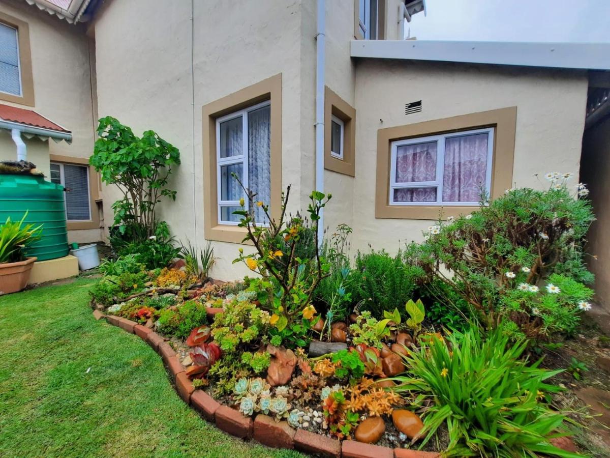 ג'פריס ביי The Ark Guesthouse At Marina Martinique מראה חיצוני תמונה