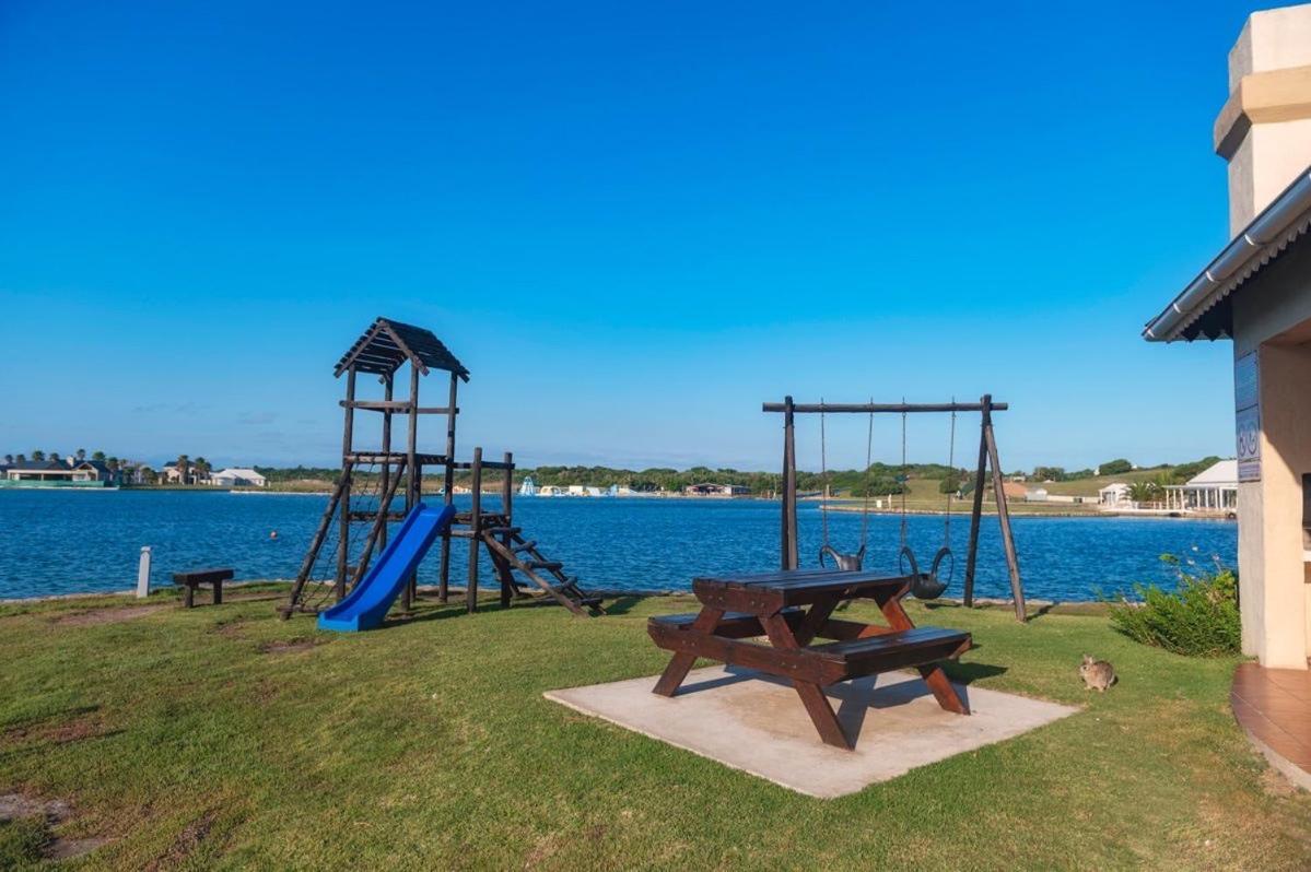 ג'פריס ביי The Ark Guesthouse At Marina Martinique מראה חיצוני תמונה
